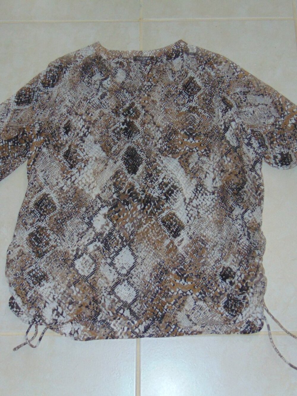 Roz & Ali Size 2X Long Sleeve Top Women Shirt Polyester Animal Print